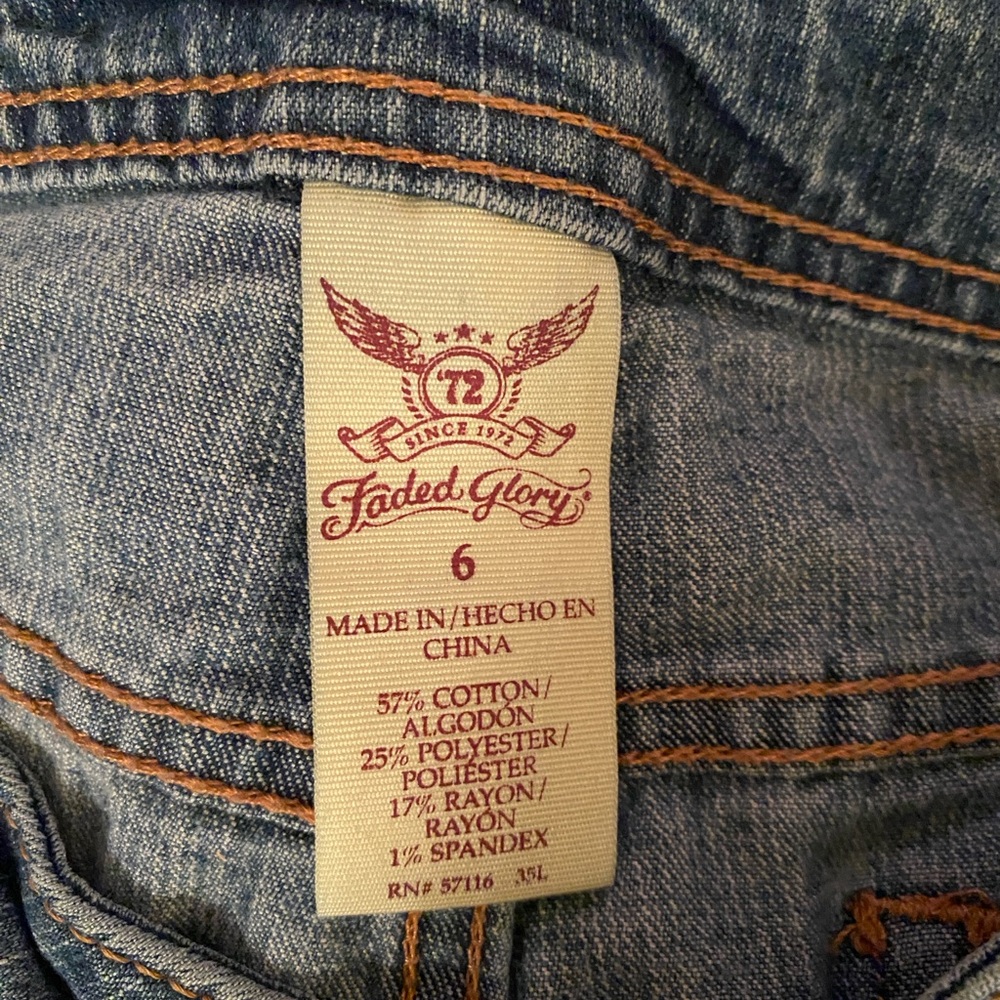 SOLD - No Longer Available. Faded Glory Classic Blue Jean Shorts, Size 6 - Picture 3 of 6